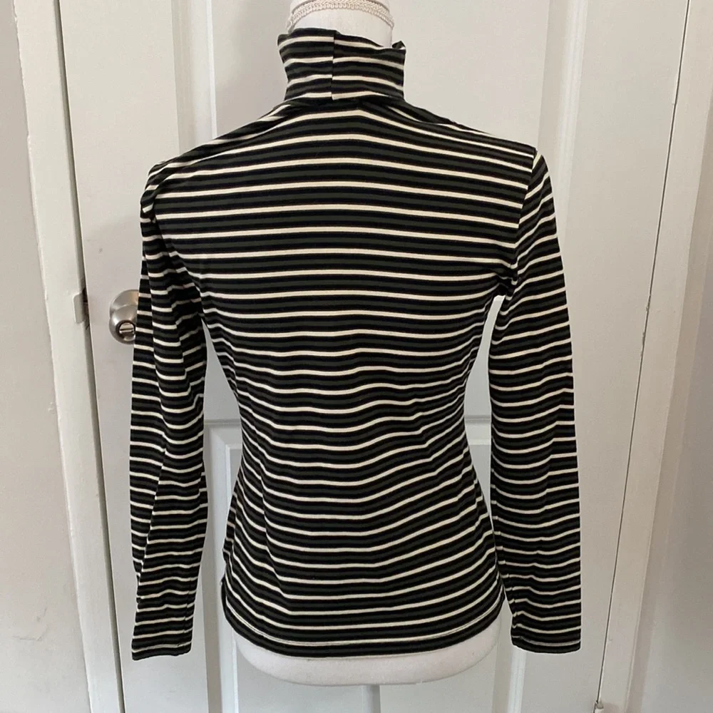 🥭 (4 for $15) Express Tricot Green Black and White Top - Picture 3 of 7